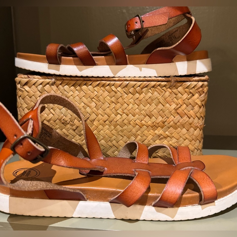 Wonder Nation Brown Strappy Flat Sandals Minimalist Gladiator Size 5 - Picture 3 of 5